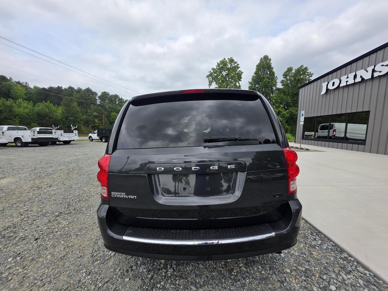 Dodge Grand Caravan Express 2011