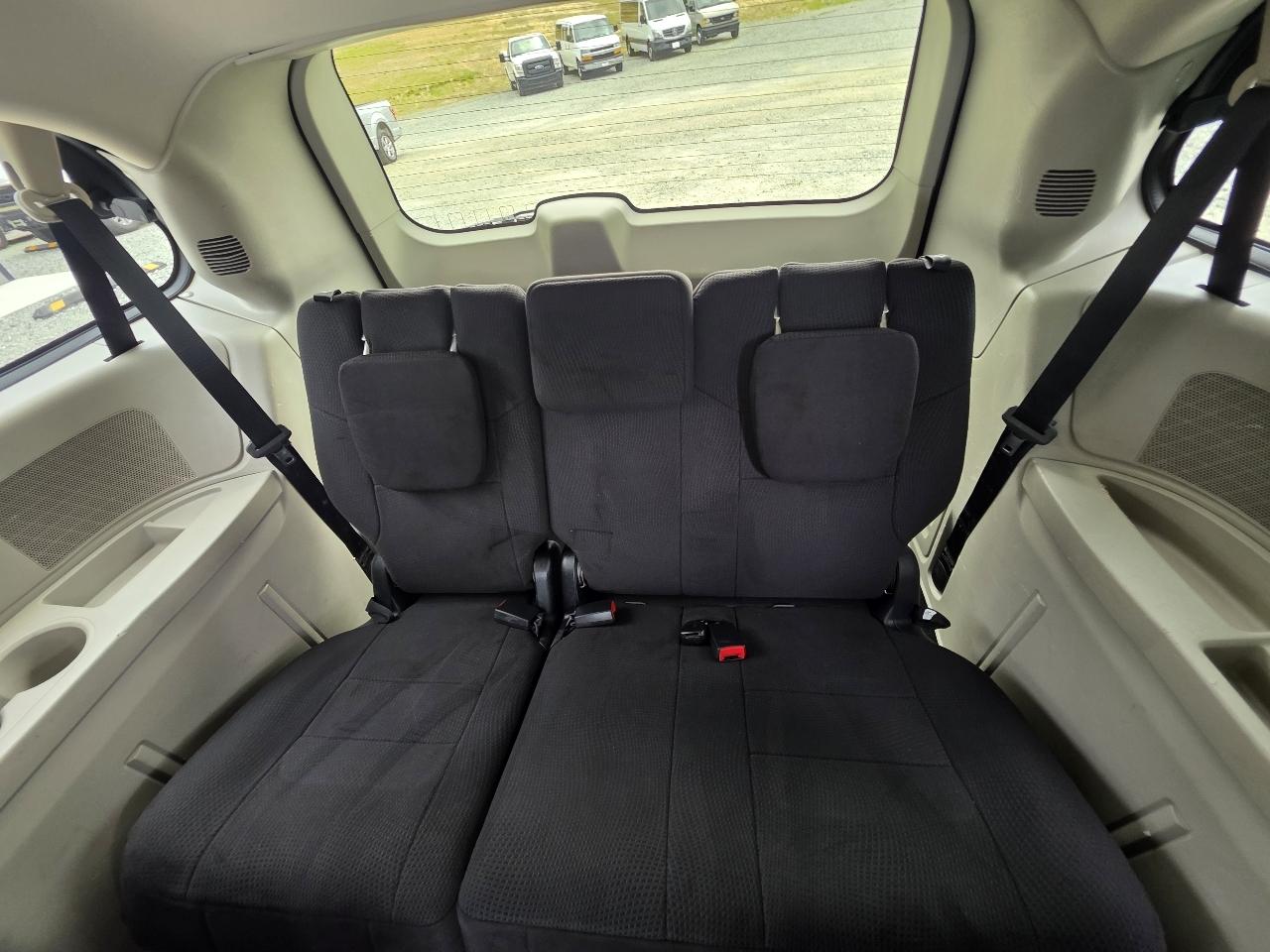 Dodge Grand Caravan Express 2011