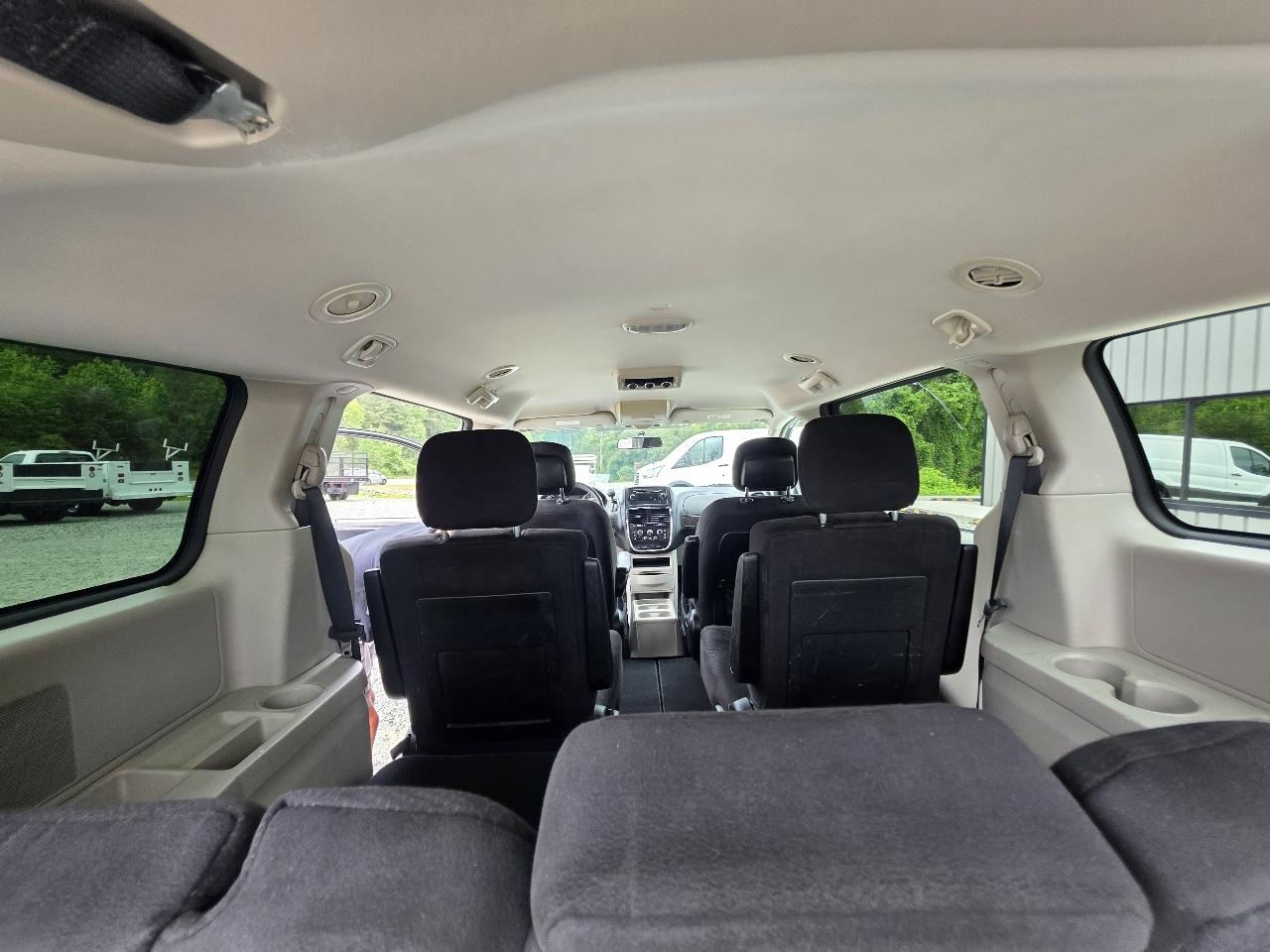 Dodge Grand Caravan Express 2011