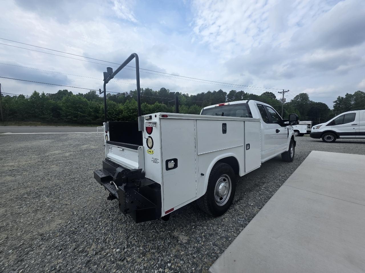 Ford F-250 SD XL SuperCab 2WD 2017