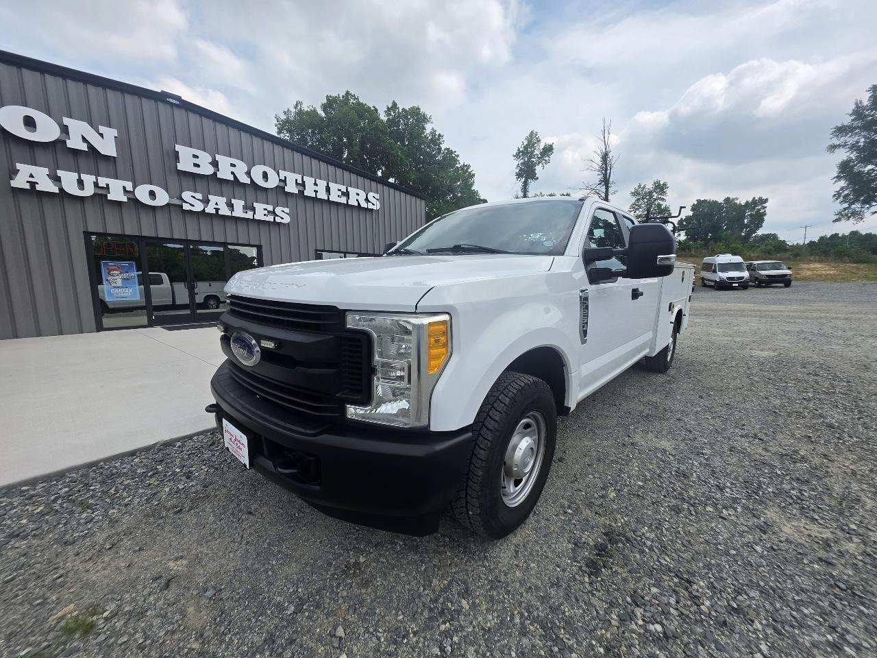 Ford F-250 SD XL SuperCab 2WD 2017