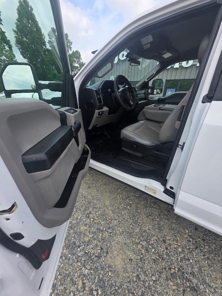 Ford F-250 SD XL SuperCab 2WD 2017