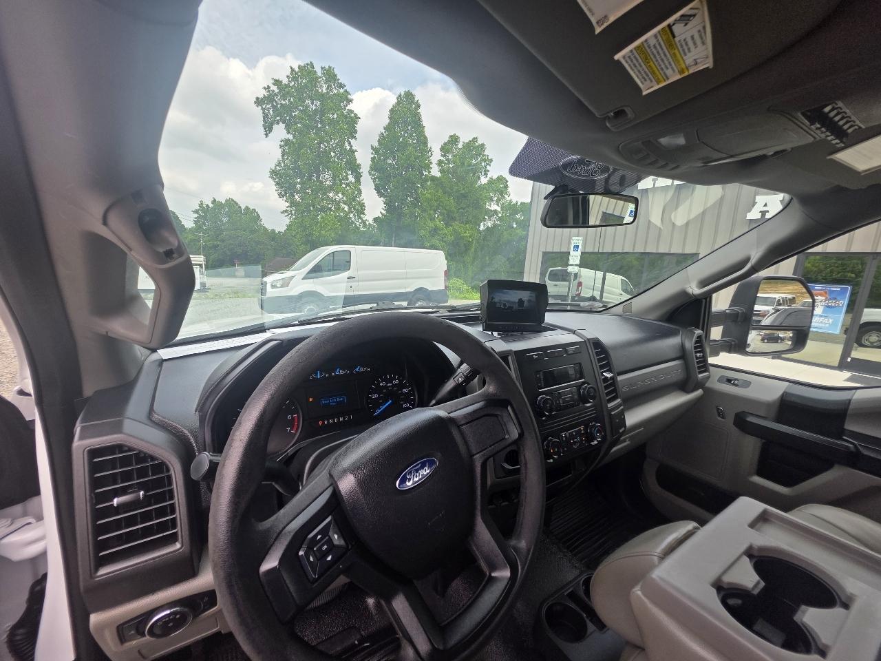 Ford F-250 SD XL SuperCab 2WD 2017