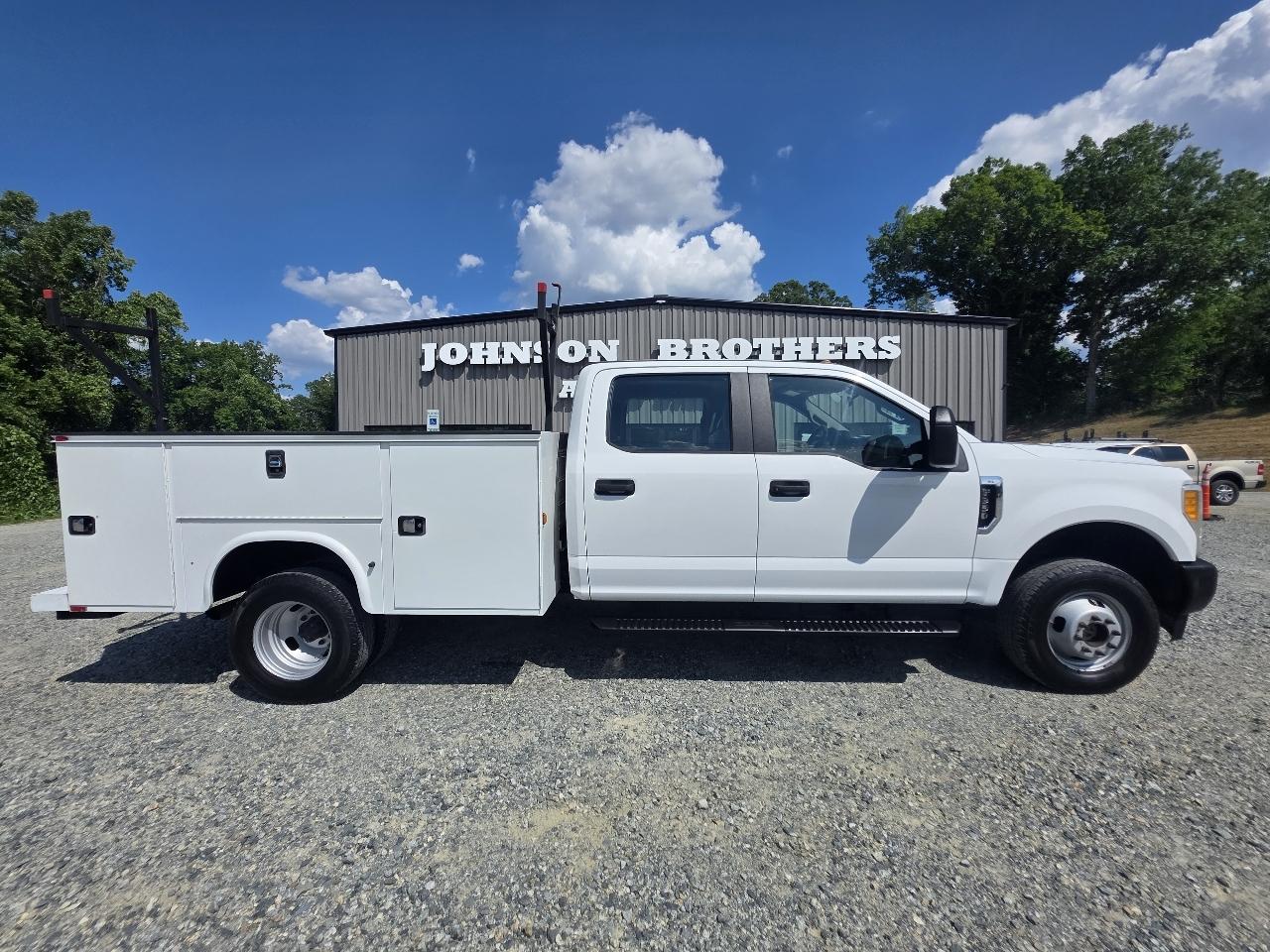 Ford F-350 SD XL Crew Cab DRW 4WD 2017