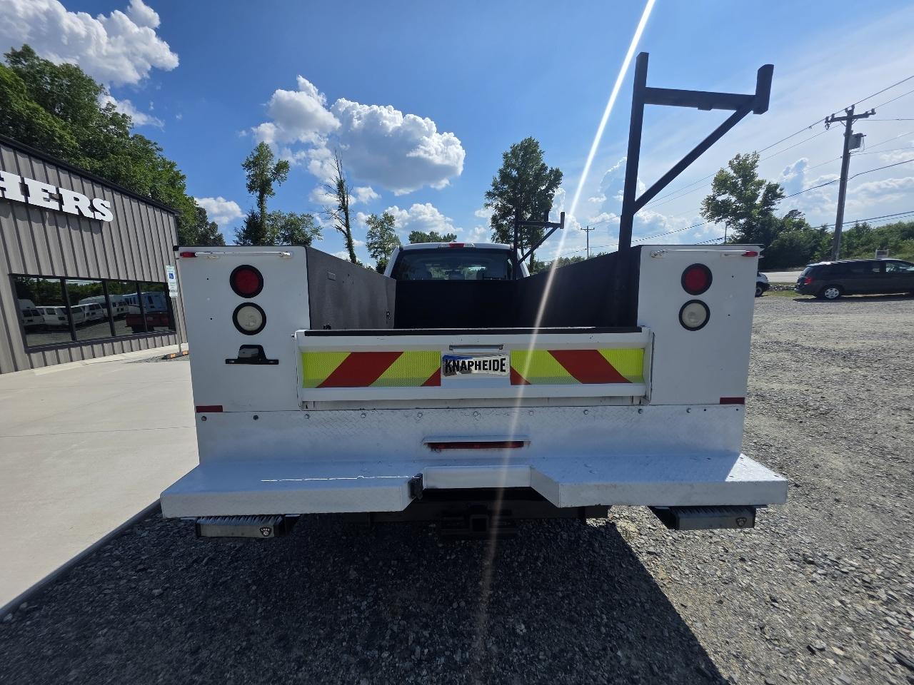 Ford F-350 SD XL Crew Cab DRW 4WD 2017