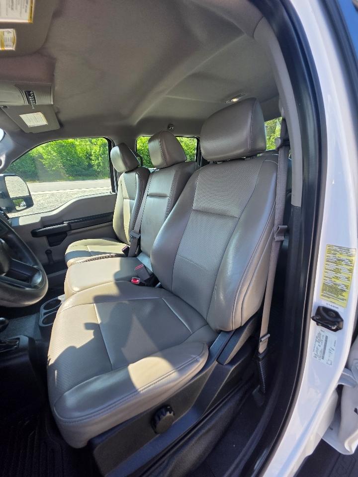 Ford F-350 SD XL Crew Cab DRW 4WD 2017