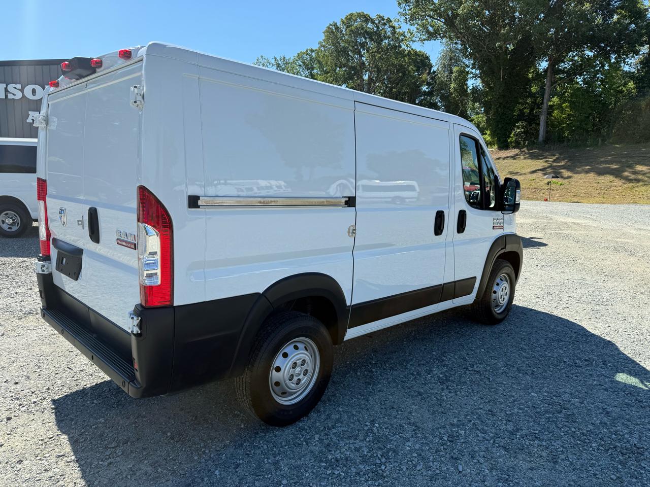 RAM Promaster 1500 Low Roof 118-in. WB 2021