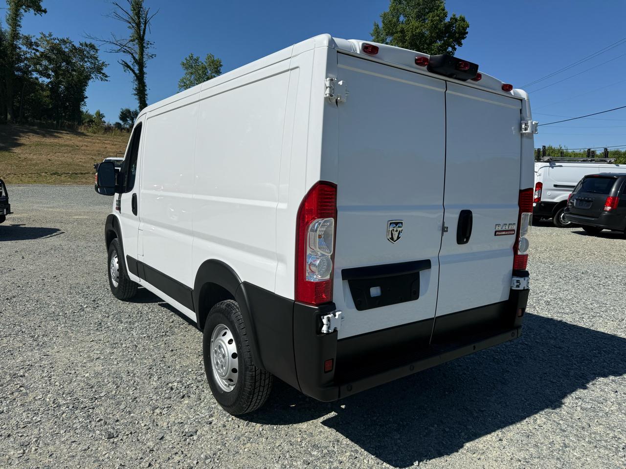 RAM Promaster 1500 Low Roof 118-in. WB 2021