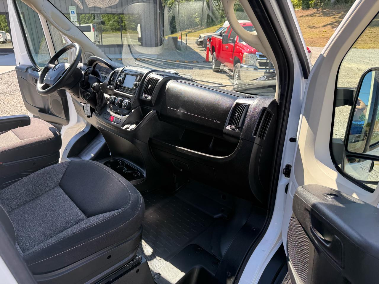 RAM Promaster 1500 Low Roof 118-in. WB 2021