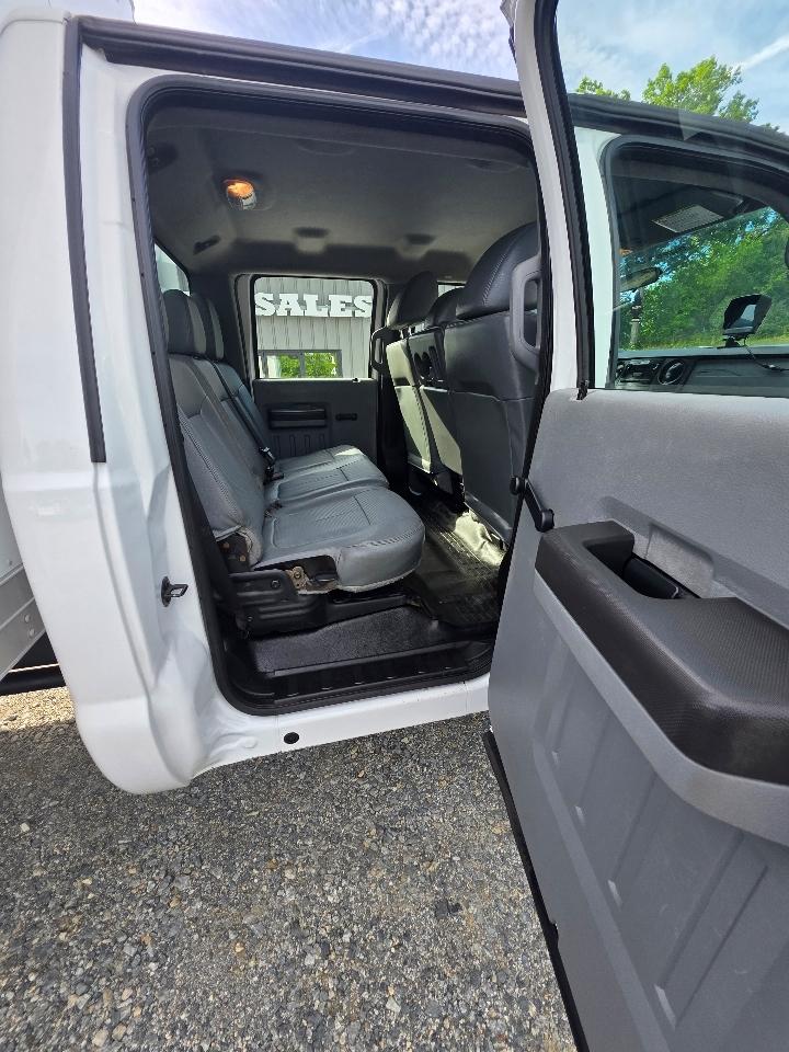 Ford F-550 Crew Cab DRW 4WD 2015