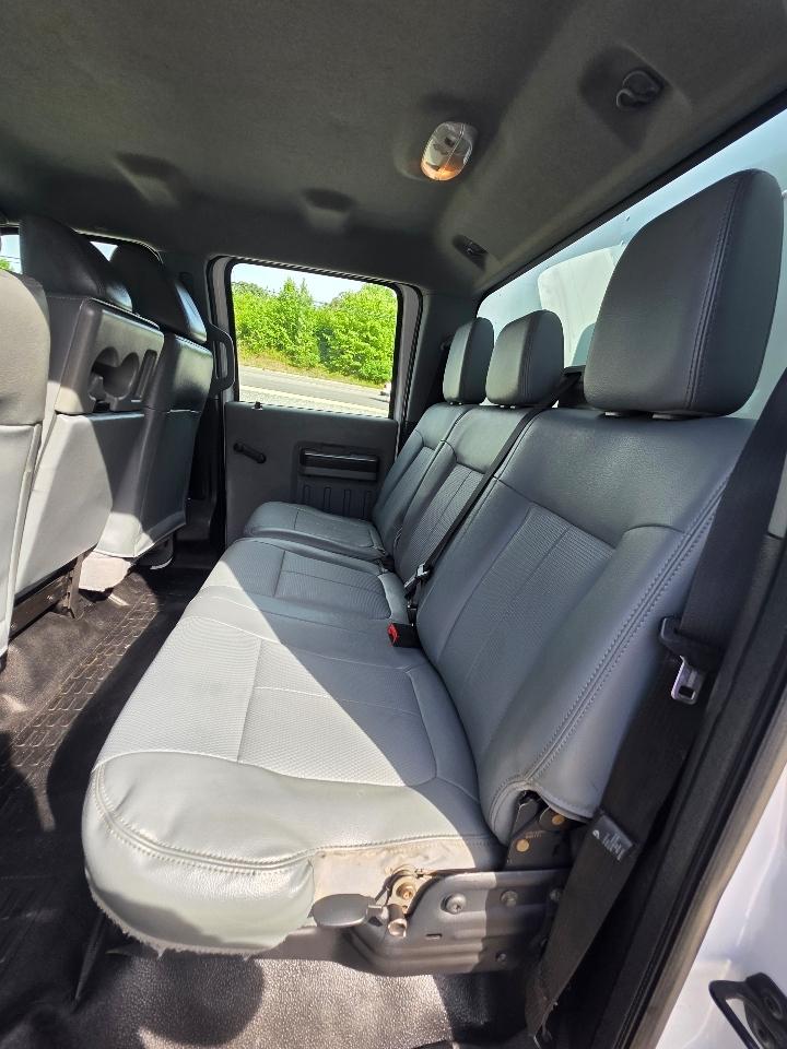 Ford F-550 Crew Cab DRW 4WD 2015