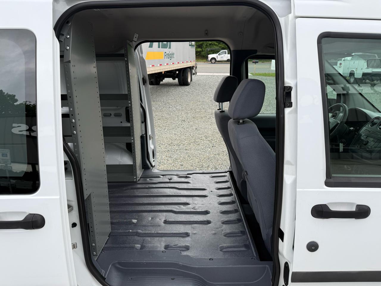 Ford Transit Connect XL 2011