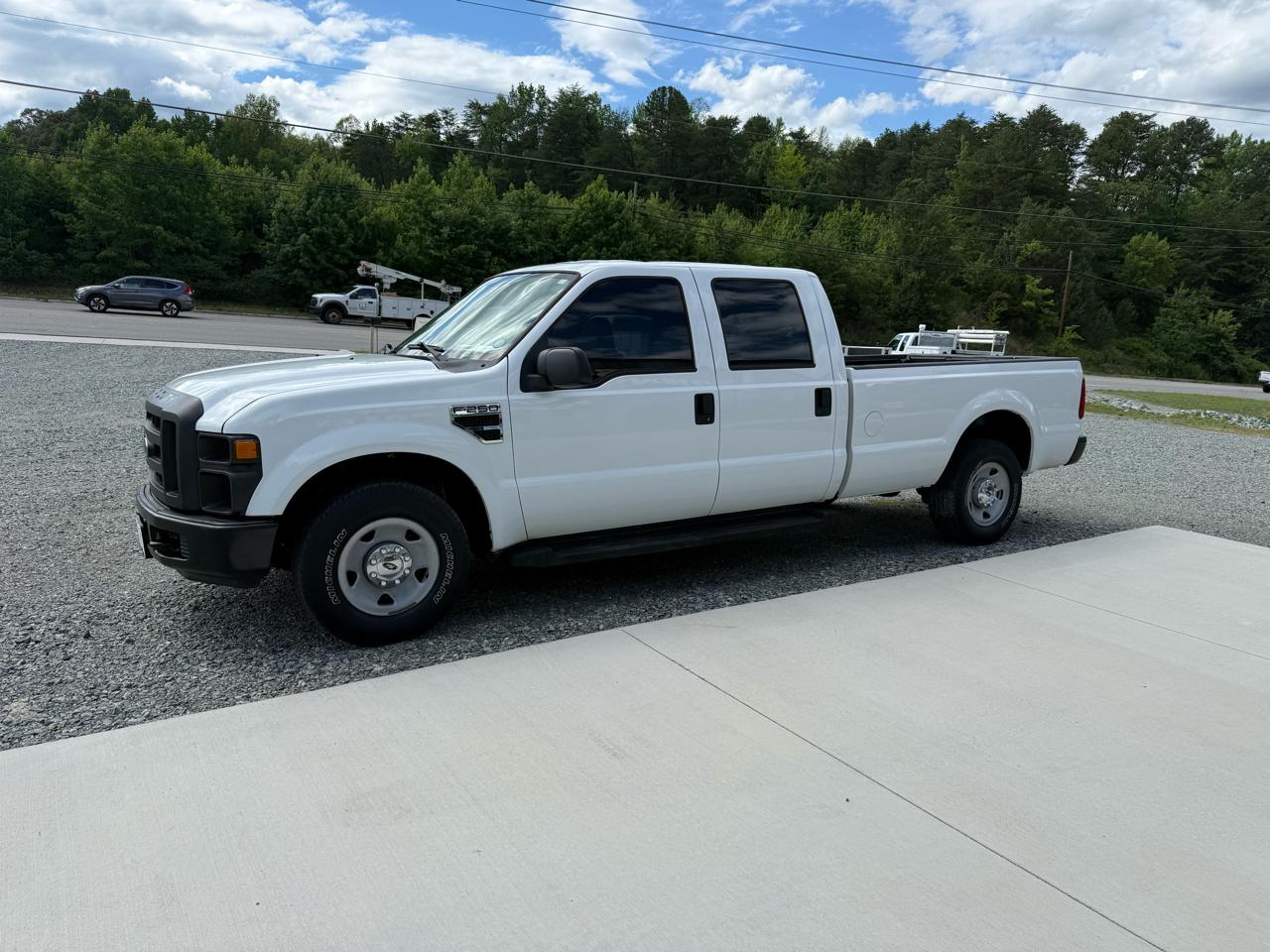 Ford F-250 SD XL Crew Cab LWB 2WD 2008