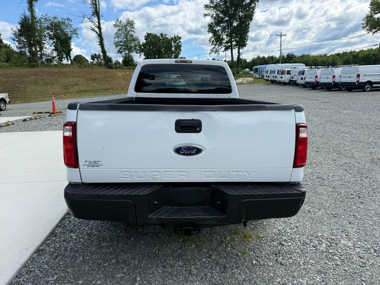 Ford F-250 SD XL Crew Cab LWB 2WD 2008
