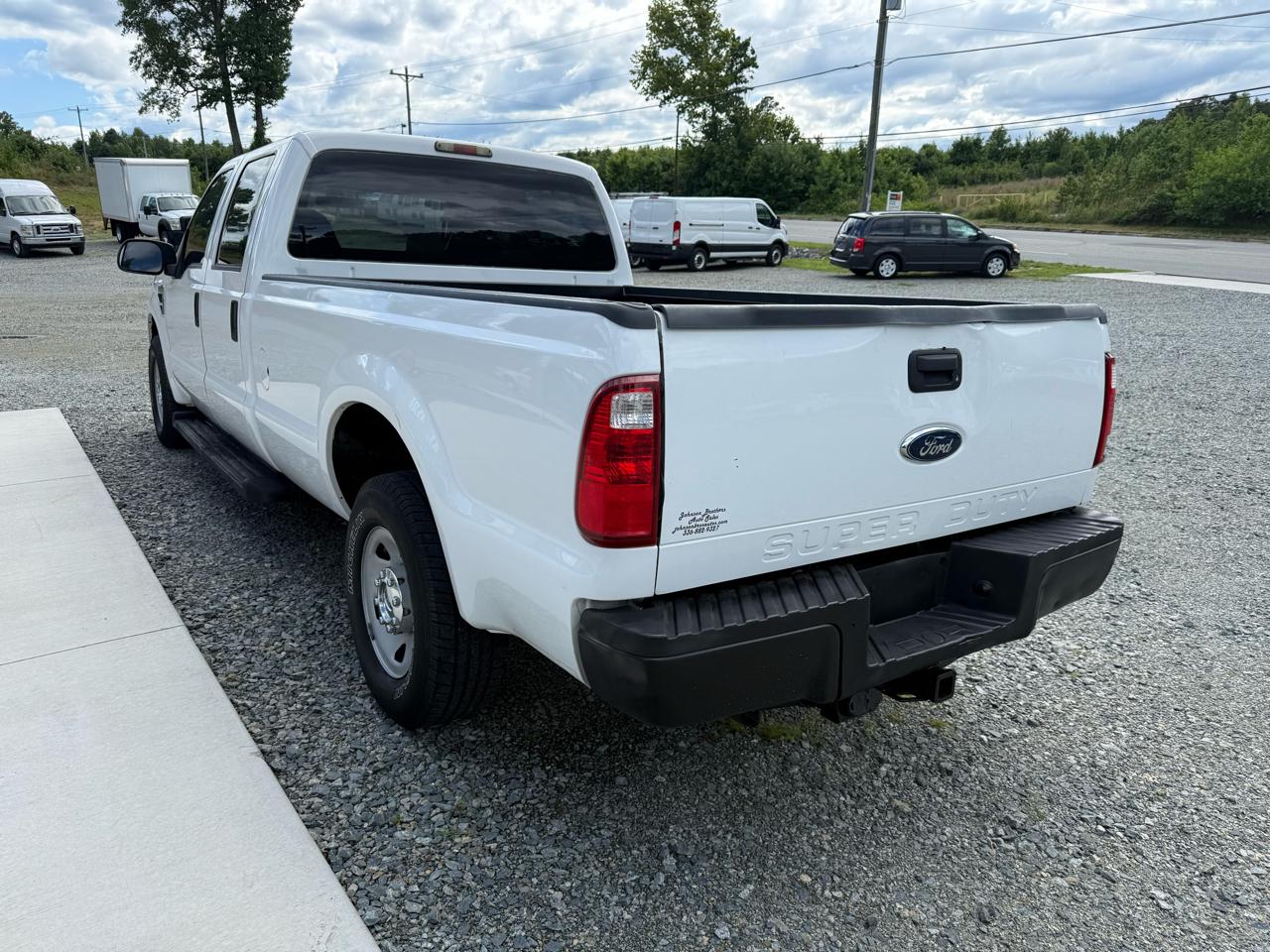 Ford F-250 SD XL Crew Cab LWB 2WD 2008