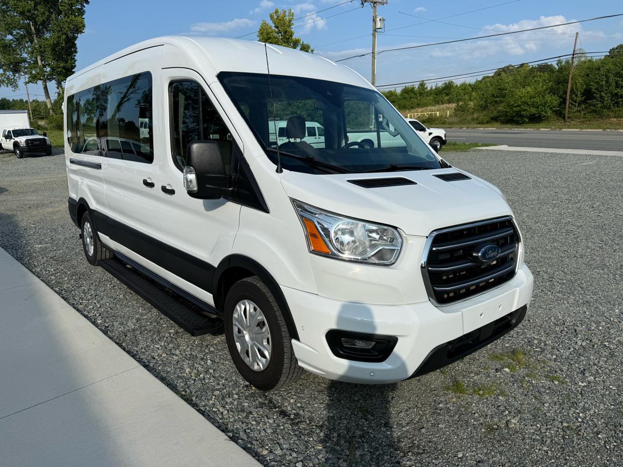 Ford Transit 350 Wagon Med. Roof XL w/Sliding Pass. 148-in. WB 2020