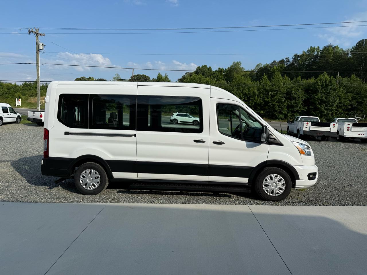 Ford Transit 350 Wagon Med. Roof XL w/Sliding Pass. 148-in. WB 2020