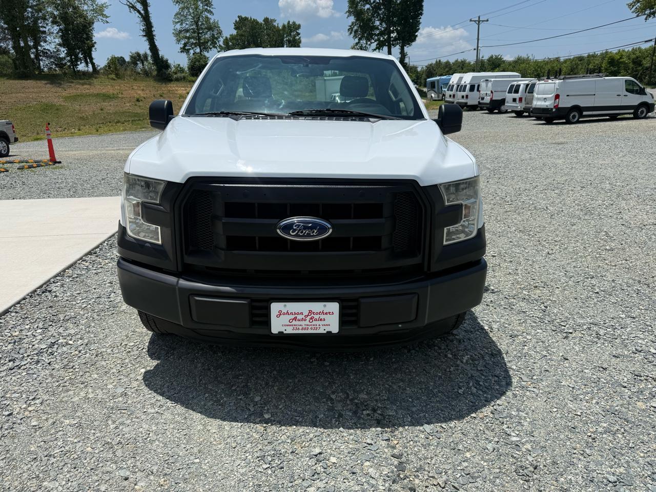Ford F-150 2WD Reg Cab 126" XL 2015