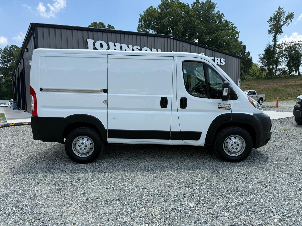 RAM Promaster 1500 Low Roof 118-in. WB 2021