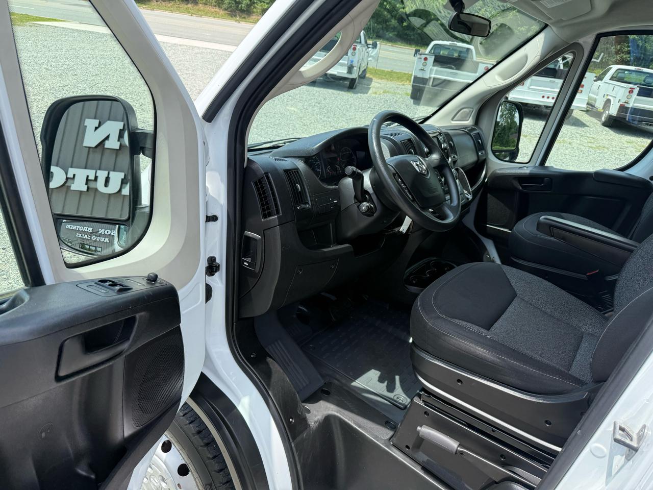 RAM Promaster 1500 Low Roof 118-in. WB 2021