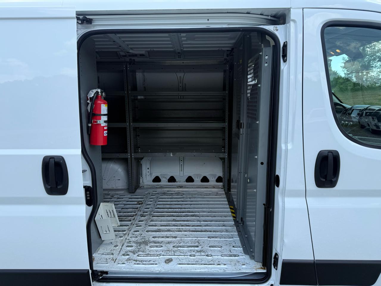 RAM Promaster 1500 Low Roof 118-in. WB 2021