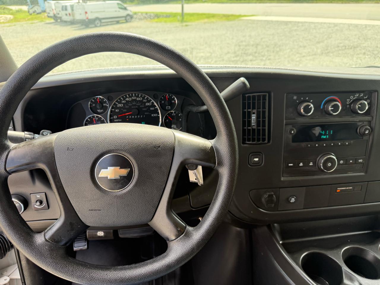 Chevrolet Express LS 1500 2008