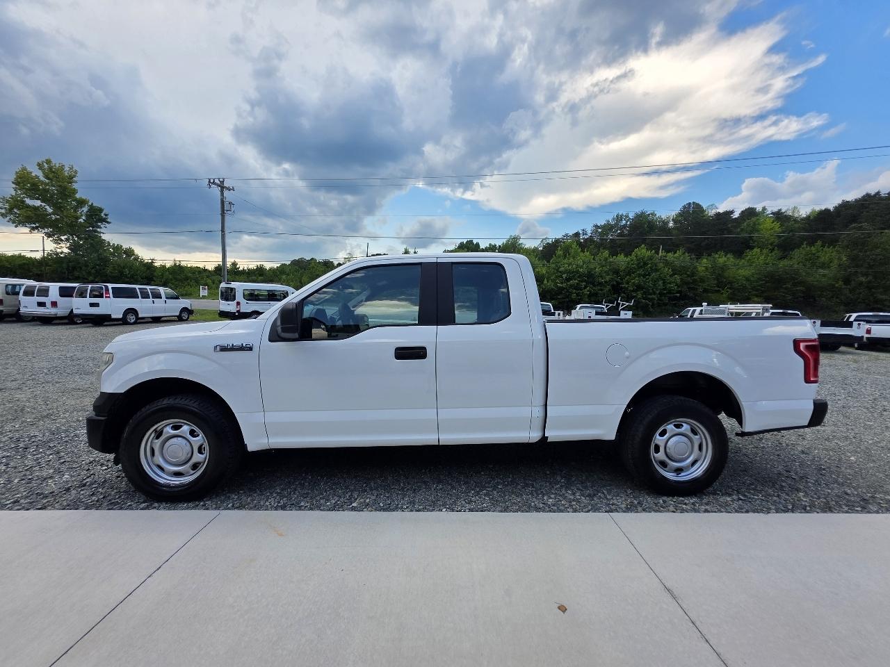 Ford F-150 2WD SuperCab 145" XL 2016