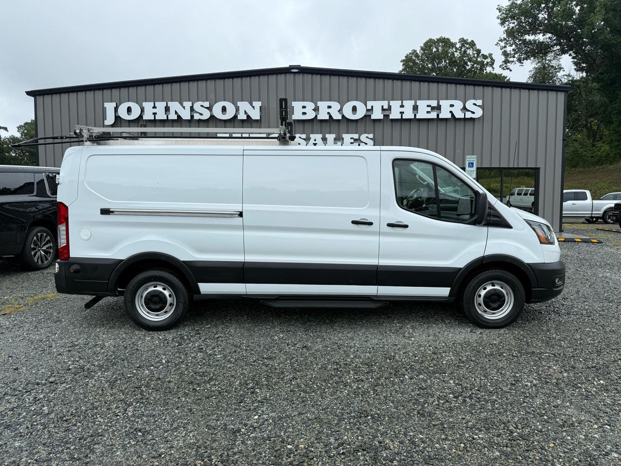 Ford Transit 150 Van Low Roof w/Sliding Pass. 130-in. WB 2020