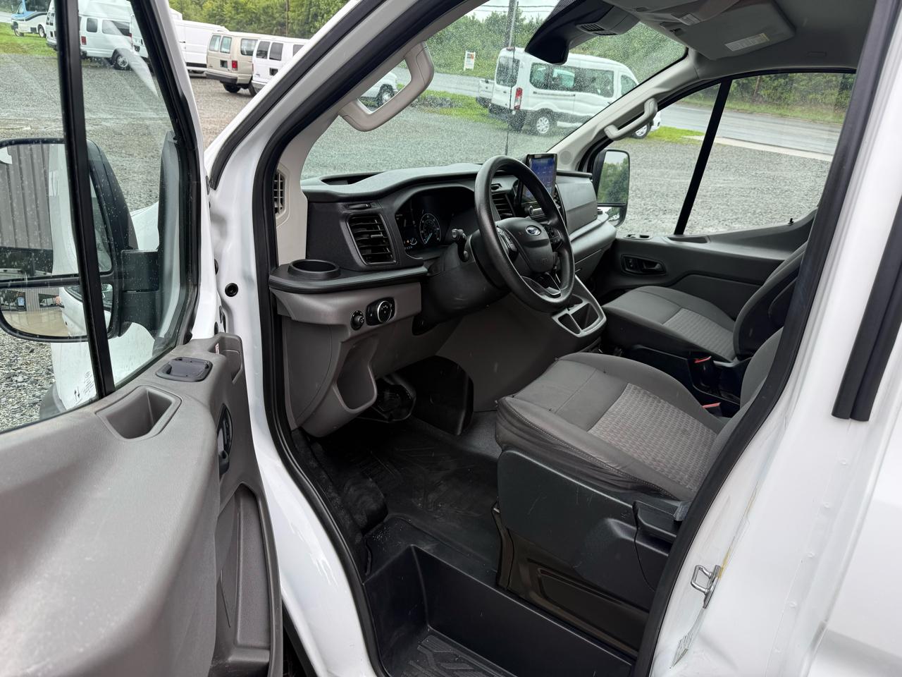 Ford Transit 150 Van Low Roof w/Sliding Pass. 130-in. WB 2020