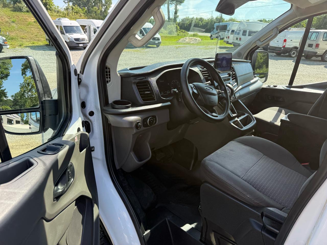 Ford Transit 150 Van Low Roof w/Sliding Pass. 130-in. WB 2020