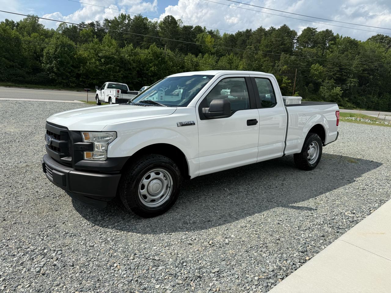 Ford F-150 2WD SuperCab 145" XL 2016
