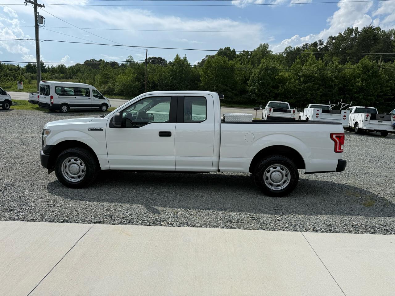 Ford F-150 2WD SuperCab 145" XL 2016