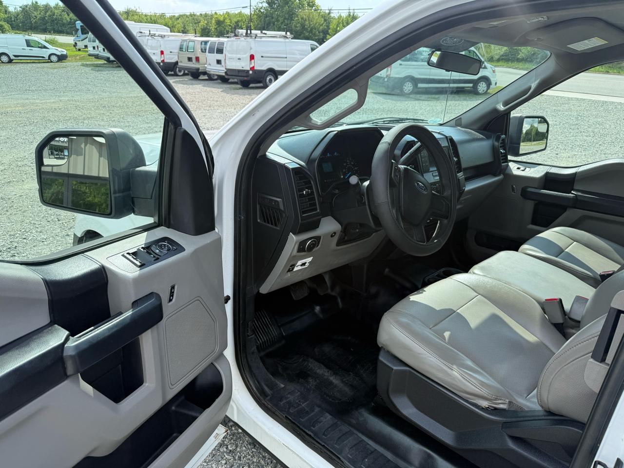 Ford F-150 2WD SuperCab 145" XL 2016