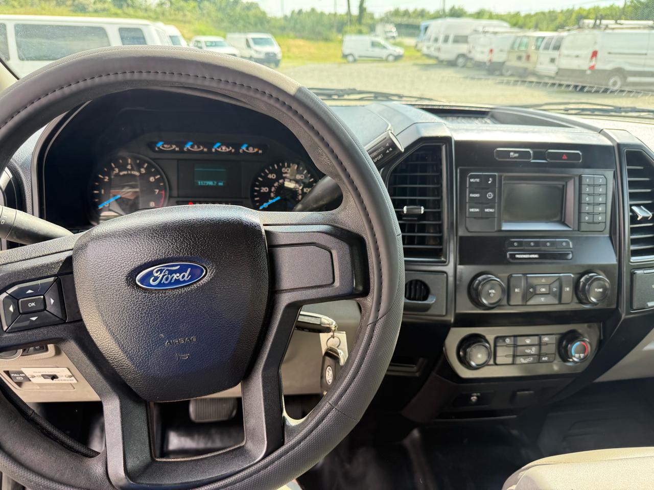 Ford F-150 2WD SuperCab 145" XL 2016