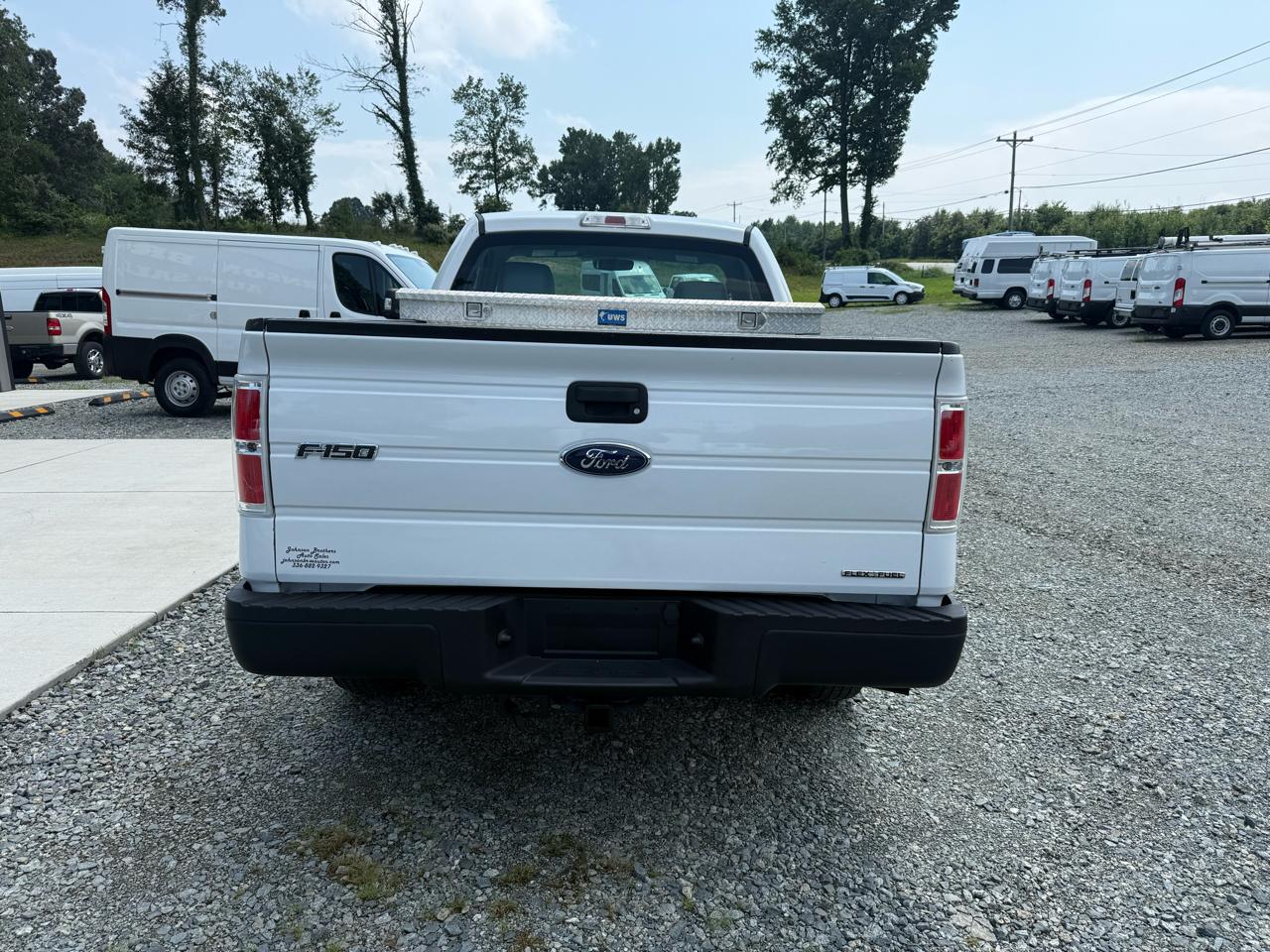 Ford F-150 2WD Reg Cab 122.5" XL 2014