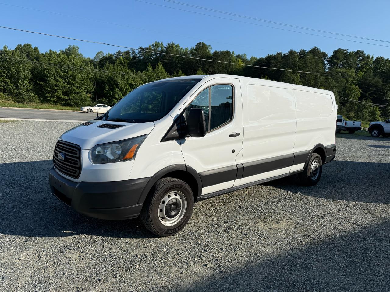 Ford Transit 150 Van Low Roof 60/40 Pass. 148-in. WB 2015
