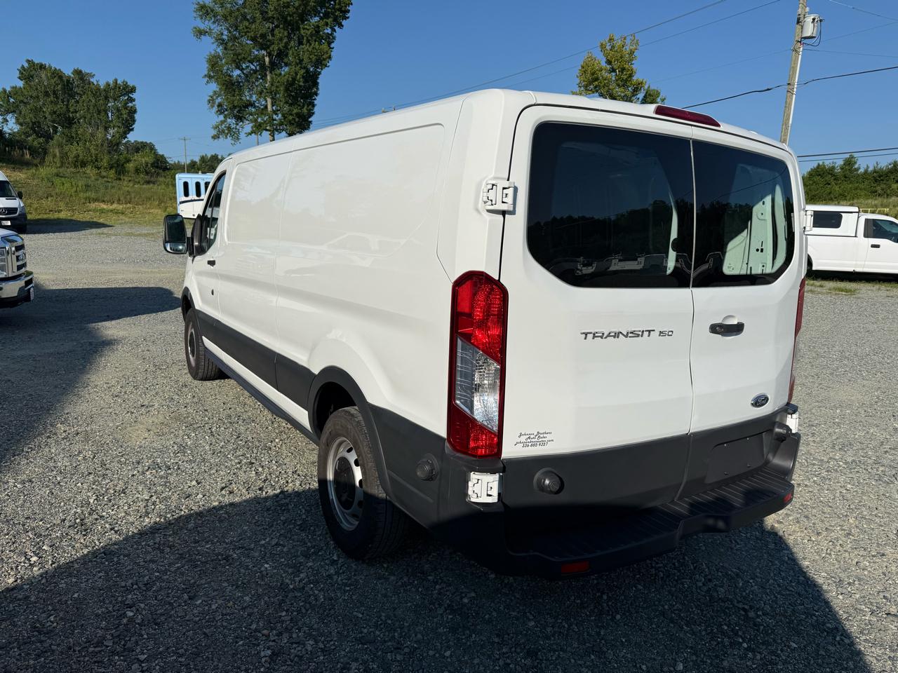 Ford Transit 150 Van Low Roof 60/40 Pass. 148-in. WB 2015