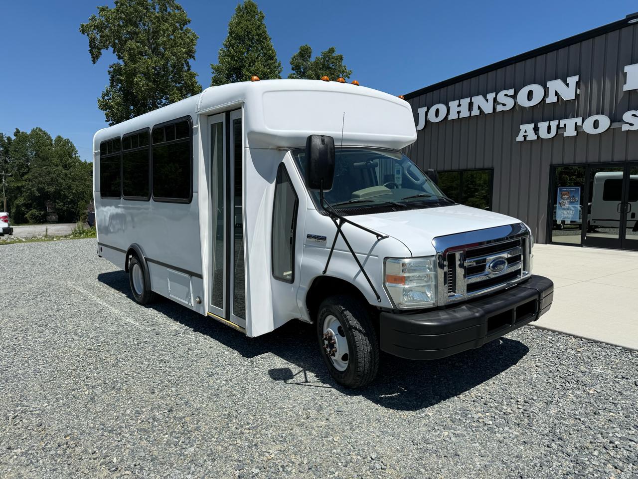Ford Econoline E450 2008