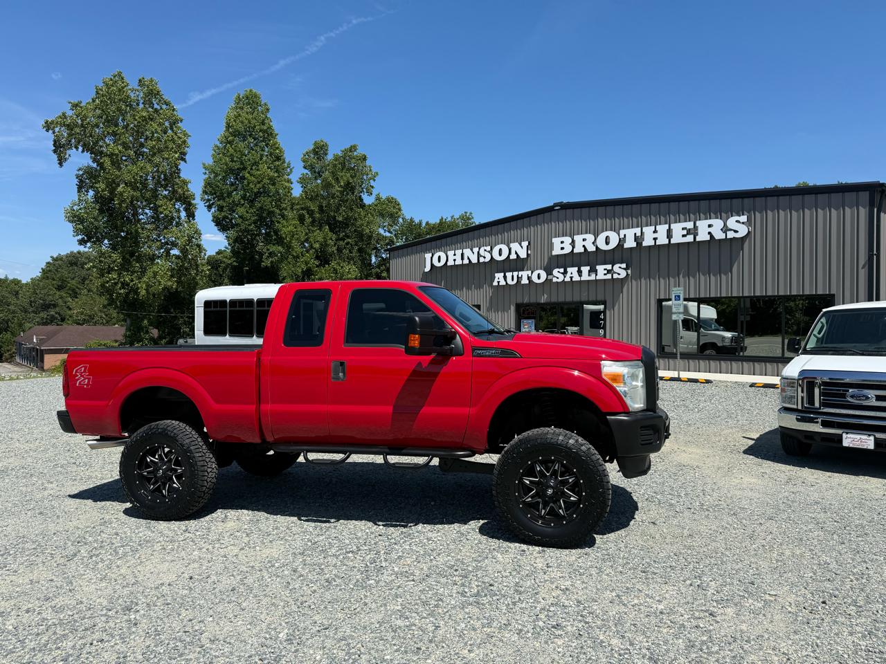 Ford F-250 SD XL SuperCab Long Bed 4WD 2012