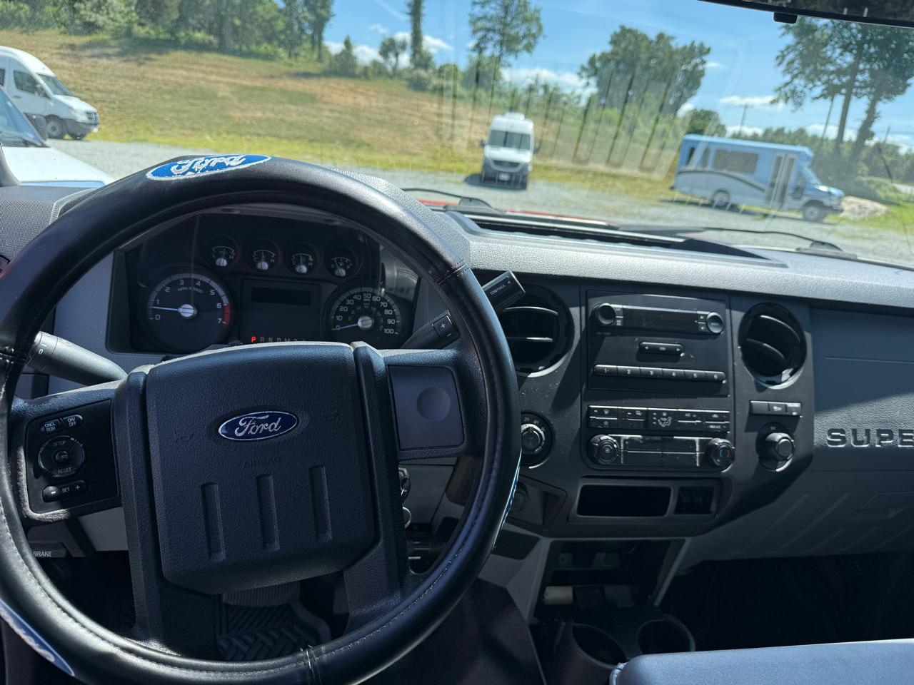 Ford F-250 SD XL SuperCab Long Bed 4WD 2012