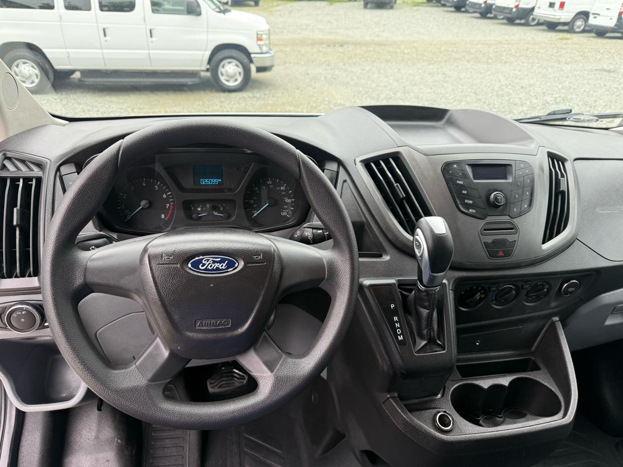Ford Transit 350 Wagon Med. Roof XL w/Sliding Pass. 148-in. WB 2018