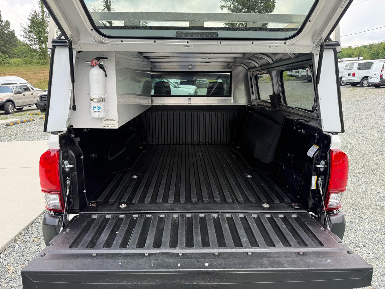 Toyota Tacoma SR5 Access Cab I4 6AT 2WD 2022