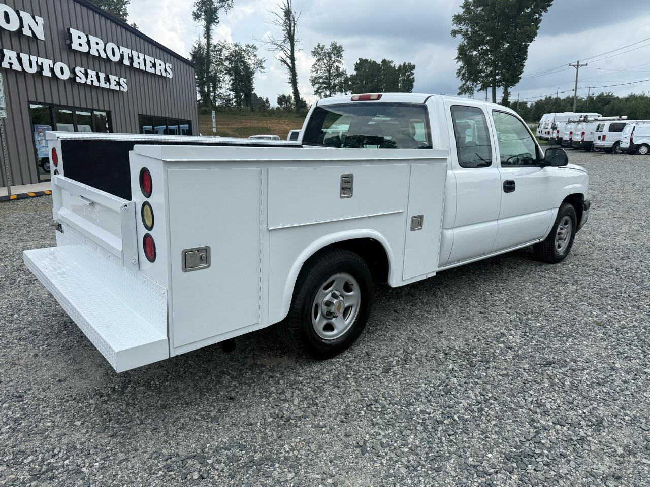 Chevrolet Silverado 1500 2WD Ext Cab 157.5" Work Truck 2003