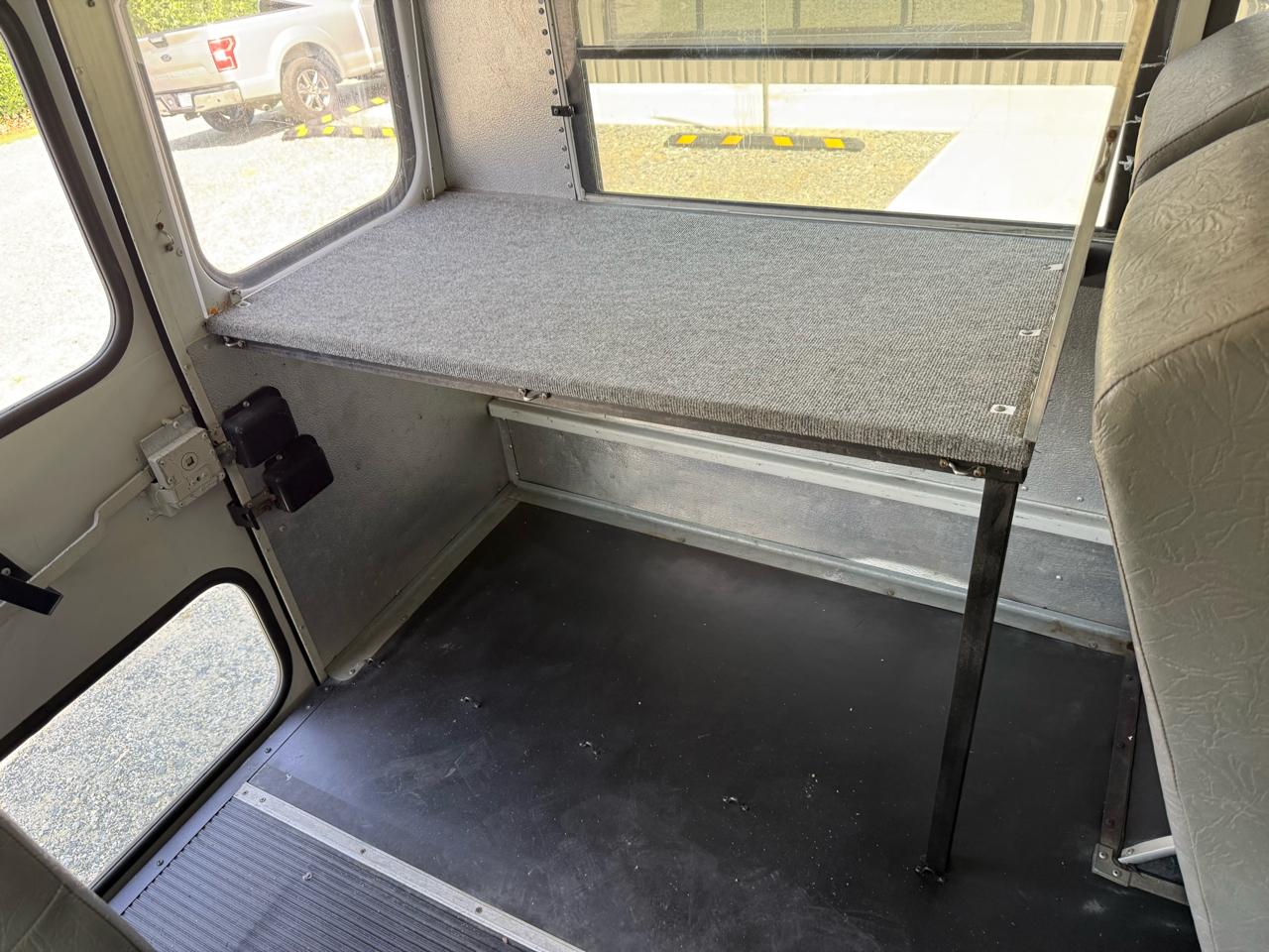 Chevrolet Express G3500 2004