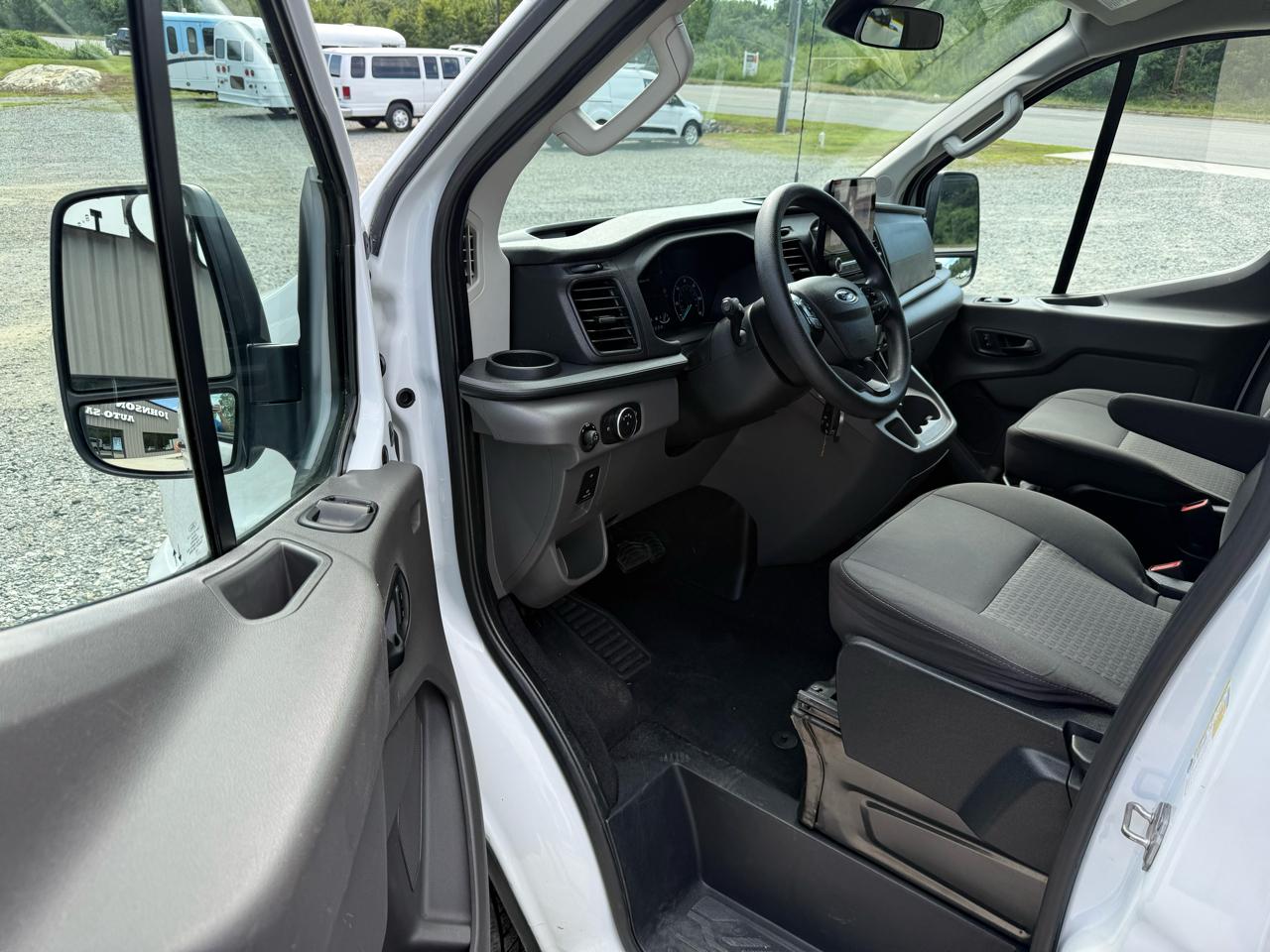 Ford Transit 350 Wagon Low Roof XL w/Sliding Pass. 148-in. WB 2021
