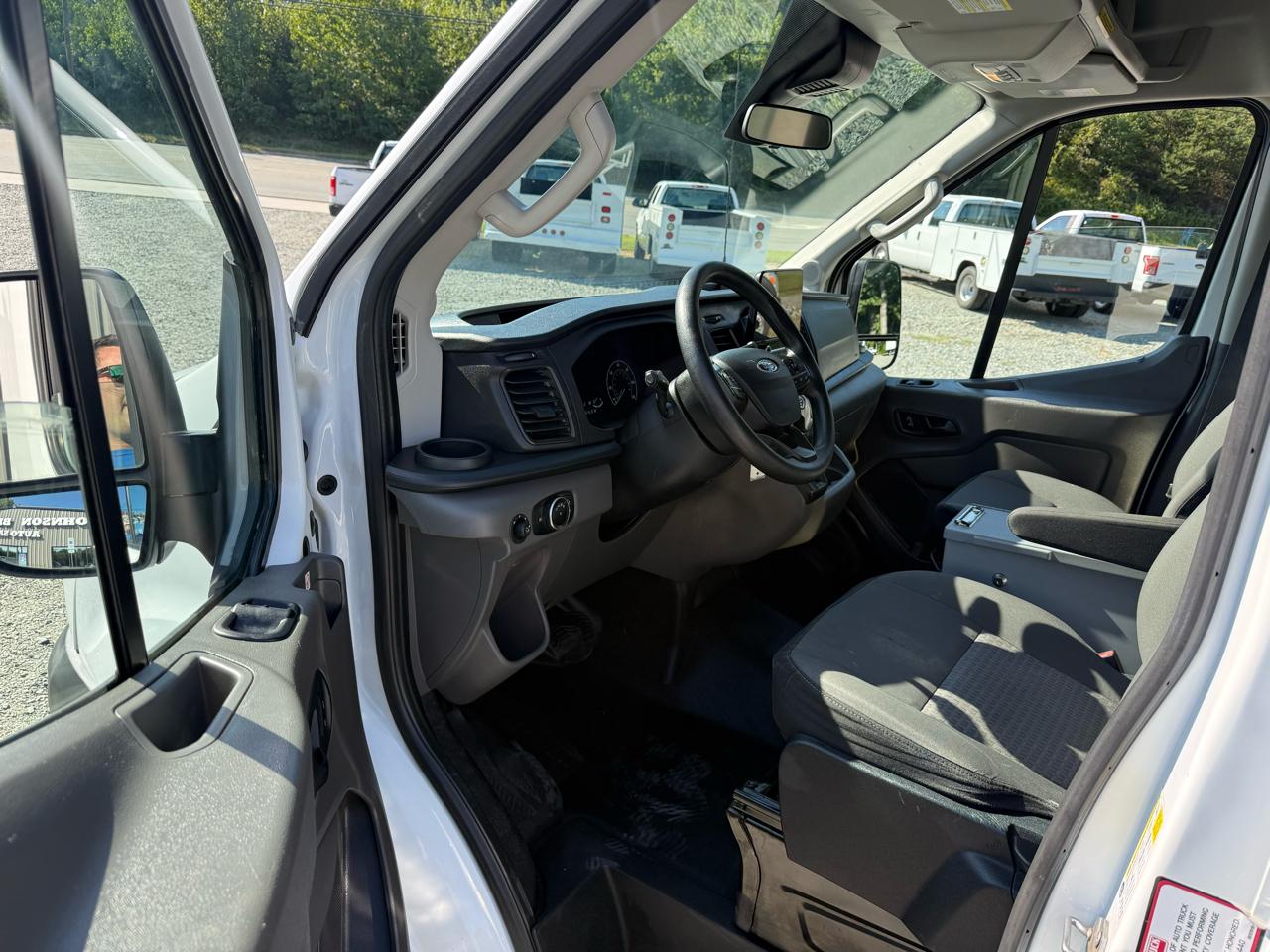 Ford Transit 250 Van Med. Roof w/Sliding Pass. 130-in. WB 2020