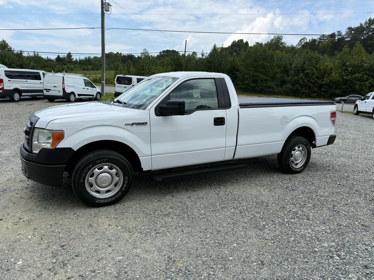 2014 Ford F-150 2WD Reg Cab 145" XL