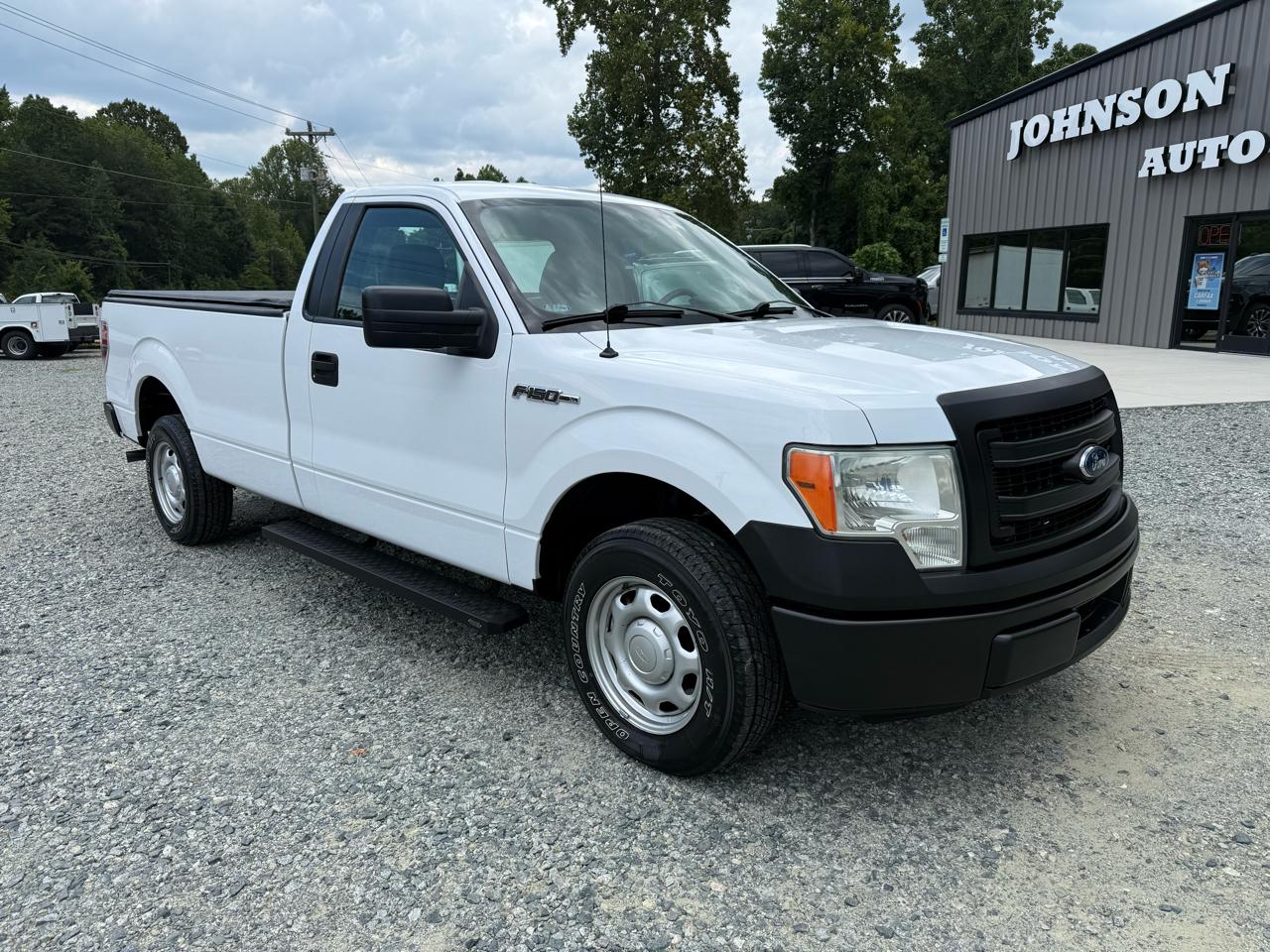 Ford F-150 2WD Reg Cab 145" XL 2014