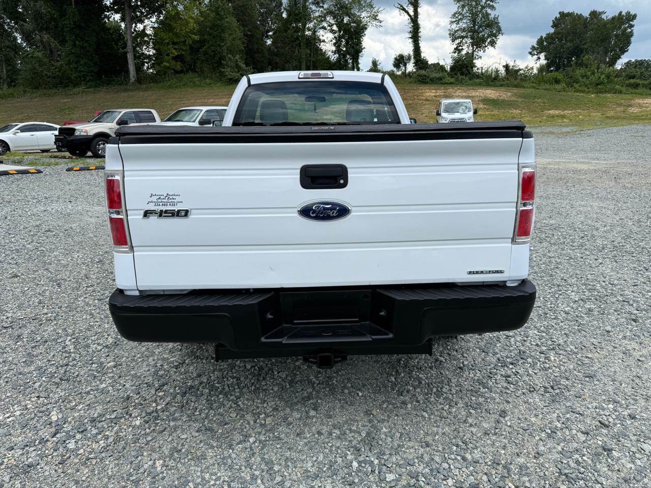 Ford F-150 2WD Reg Cab 145" XL 2014
