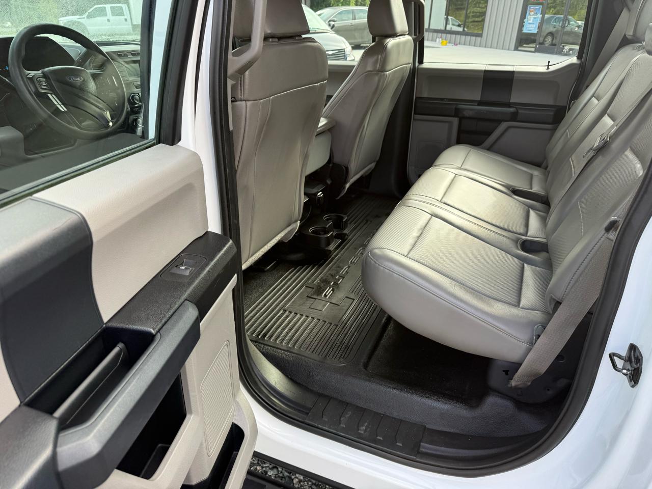 Ford F-250 SD XL Crew Cab LWB 2WD 2017